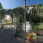 Bouganville Hill & Wellness Space Szálloda