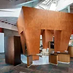 Отель Bouganville Hill & Wellness Space 4*