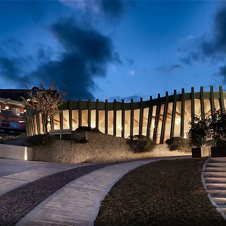 Bouganville Hill & Wellness Space Hotel 4*