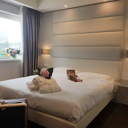Bouganville Hill & Wellness Space Otel