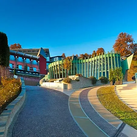 Bouganville Hill & Wellness Space 4* Picerno