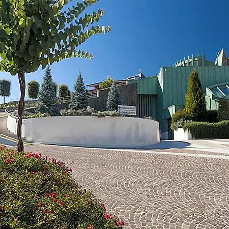 Hotel Bouganville Hill & Wellness Space
