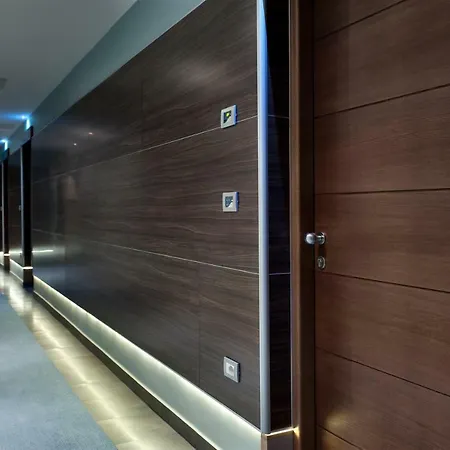 酒店 Bouganville Hill & Wellness Space 4*