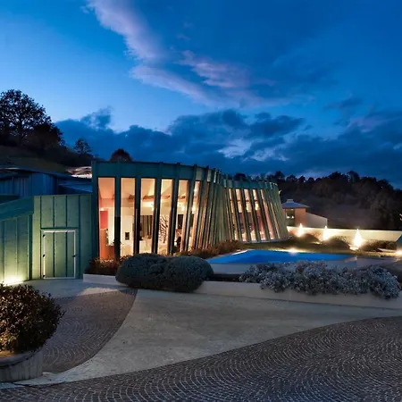 Bouganville Hill & Wellness Space 酒店